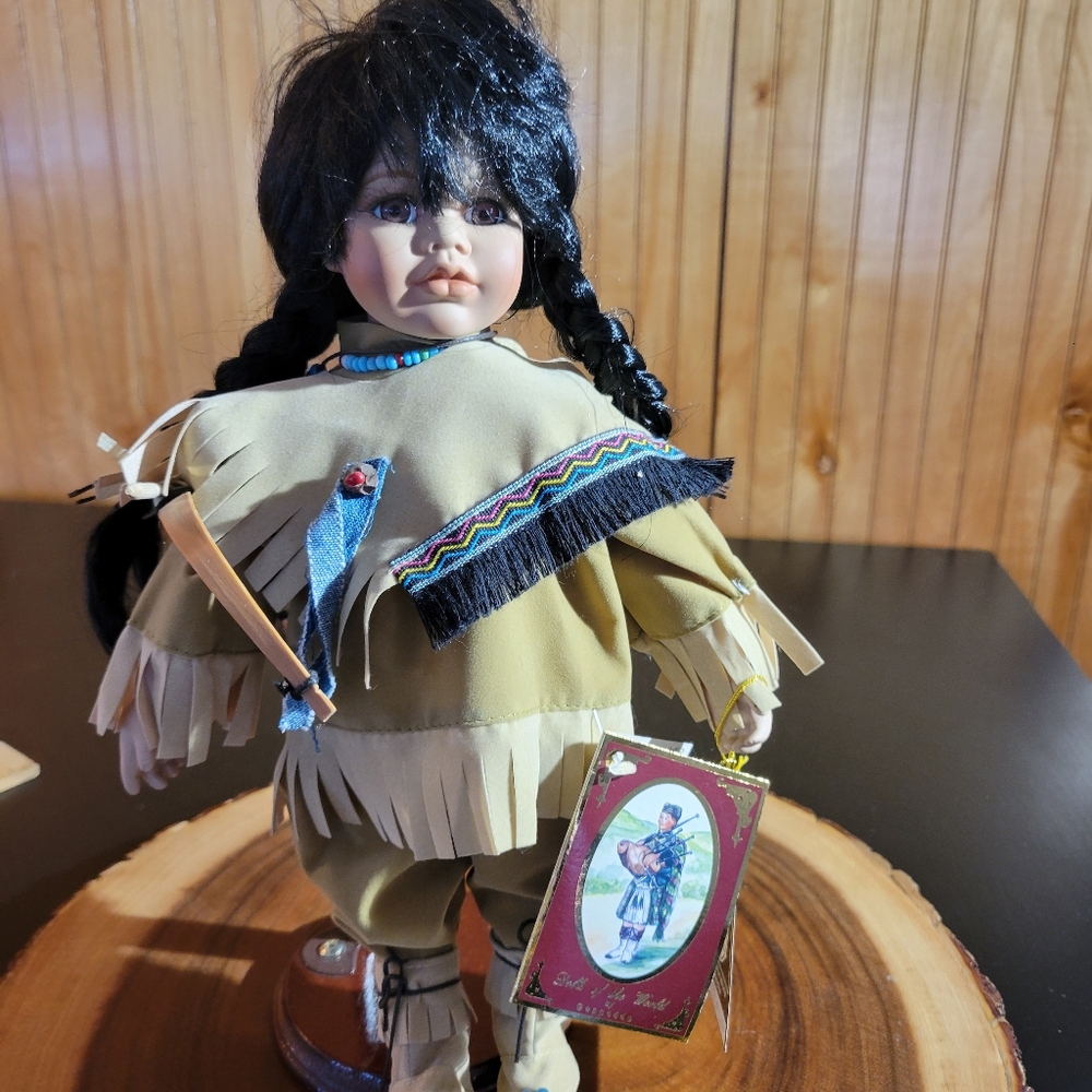 Vintage Geppeddo Nascha Doll